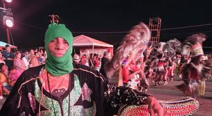 Meio homem e meio animal: como é dançar com uma máscara de até 5 kg no São João do Maranhão