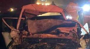 Casal morre em colisão frontal na BR-392
