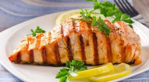 7 receitas saudáveis e práticas com salmão