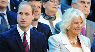 Quase ninguém sabe, mas o primeiro encontro do Príncipe William com a madrasta Camilla aconteceu no 'susto' e 9 meses após a morte de Princesa Diana