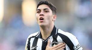Negociado com o Forest, Jair não quer sair do Botafogo