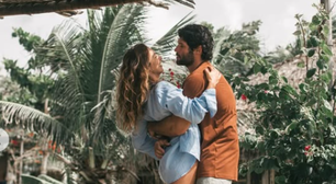 Apaixonados! Dudu Azevedo e Marcela Witt compartilham cliques românticos