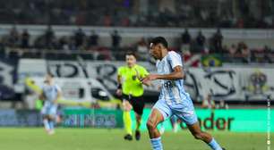 Paysandu vence o clássico contra o Remo e deixa a lanterna da Série B