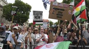 Manifestantes se reúnem em Londres contra o envio de armas para Israel
