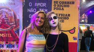 Mãe diz que filha reacendeu paixão dela por Ney Matogrosso: 'Muito forte isso'