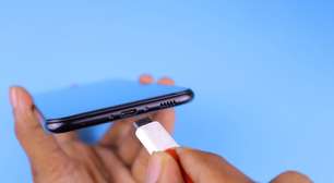 Acabou a energia elétrica? 4 maneiras de carregar o celular mesmo quando a luz caiu