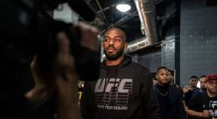 Jon Jones publica mensagem após anunciar aposentadoria do MMA