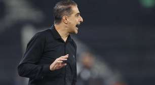 Renato Paiva alfineta a imprensa após classificação do Botafogo