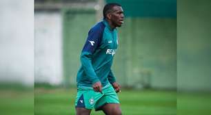 Zagueiro do Coritiba é enfático sobre Atletiba: "Clássico não se joga, se ganha"