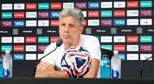 Renato defende Everaldo, cita lições do Mundial e pede foco