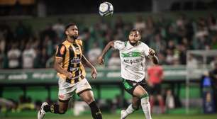 Coritiba confirma saída de atacante e desfalca posição: "Interesse em"
