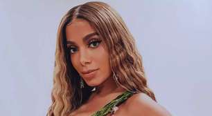 Anitta se manifesta após rumores de término com Ian Bortolanza