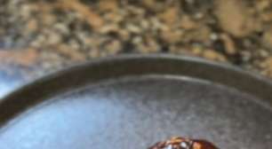 Bolinho de cenoura no micro-ondas