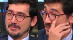 Apresentador se emociona ao se despedir na GloboNews e ganha elogios de Bonner