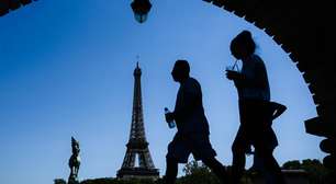 Turismo em Paris chega ao limite e exige regulação, diz secretário-adjunto da prefeitura