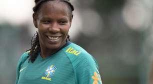 Formiga vê diferença em jogadoras que atuam fora do país e elogia Arthur Elias e CBF