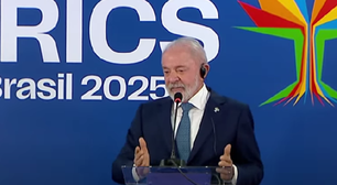 Lula chama Trump de irresponsável por ameaça de taxa via redes: 'Tem que aprender que respeito é bom'
