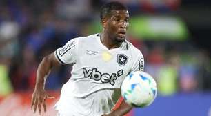 Botafogo encaminha empréstimo de Elias Manoel a clube português