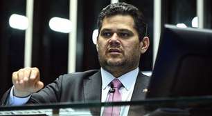 Alcolumbre promulgará aumento de deputados caso Lula não se pronuncie