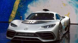 O "F1 de rua" da Mercedes custa R$ 19 milhões, mas tem um problema: pega fogo
