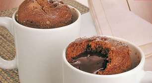 Petit gâteau de micro-ondas: sobremesa clássica em apenas 30 minutos