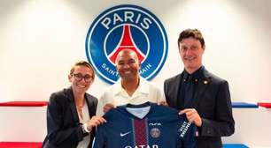 Paulo César, ex-lateral do Fluminense, assume o comando técnico do PSG feminino