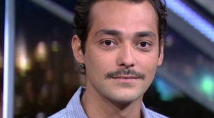 Ator de 'Garota do Momento' revela luta contra doença mental e fala sobre a importância de quebrar tabus