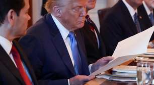 Trump impõe tarifa de 50% ao Brasil e cita perseguição a Bolsonaro