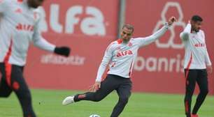 Roger exalta volta de Mercado como se fosse uma contratação no Inter