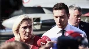 Partido de Marine Le Pen é alvo de buscas em investigação por financiamento ilegal de campanhas