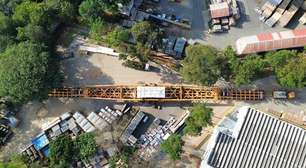 Peça gigante de 135 metros e 800 toneladas será transportada pela Dutra; veja impacto no trânsito
