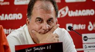 Após eliminação vexatória, primeiro jogador pode estar indo embora do Vitória: "Não tem como segurar"