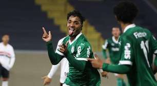Em clássico de cinco gols, Palmeiras bate São Paulo e se isola na ponta do Brasileiro Sub-20