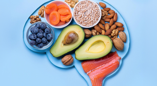 Veja 7 alimentos para estimular o crescimento de neurônios