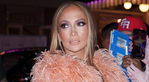 Prestes a completar 56 anos, Jennifer Lopez usa botox para tratar problema de saúde; médica explica benefícios