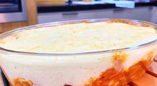 Escondidinho de calabresa que deixará seu almoço de fim de semana ainda mais gostoso