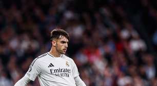 Zagueiro do Real Madrid pede desculpas à torcida por atuações na Copa de Clubes