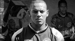 Goleiro campeão brasileiro pelo Athletico, Flávio morre aos 54