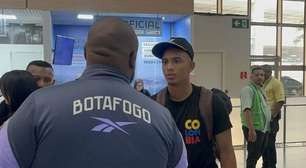 Reforço do Botafogo, Jordan Barrera chega ao Rio para assinar contrato