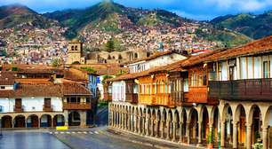 Cidade peruana encanta viajantes com cultura viva e paisagens místicas!