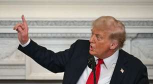 Trump ameaça impor tarifas de 100% sobre a Rússia se não houver cessar-fogo com a Ucrânia
