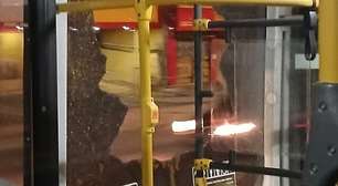 SP registra pelo menos 28 ataques a ônibus nesta terça, afirma SPTrans