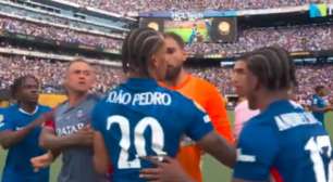 Atitude de Luis Enrique, do PSG, gera revolta nas redes sociais