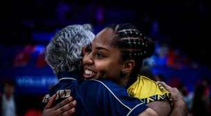 Ana Cristina volta ao Brasil para exames