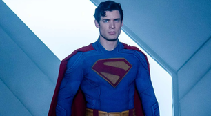 Por que o 'Superman' usa a cueca por cima da calça?