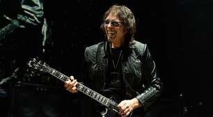 O projeto que Tony Iommi tenta finalizar após despedida do Black Sabbath