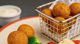 Bolinho de abóbora com queijo: petisco assado 3 ingredientes