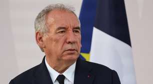 França quer cortar 40 bi no orçamento de 2026 para reduzir déficit e manter credibilidade