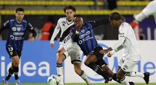 Vasco é goleado pelo Del Valle e se complica na Sul-Americana