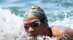 Ana Marcela Cunha sofre corte no braço e termina em 8º lugar na prova dos 5km em Cingapura